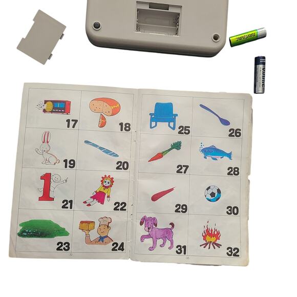 Spell 'N Math Cat. No. 60-1093 Radio Shack Electronic Learning Educational Toy - Picture 9 of 9